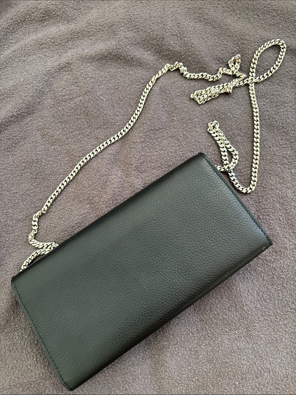 Alexander McQueen Black Leather Crossbody Wallet with Skull Accent - Picture 5 of 6